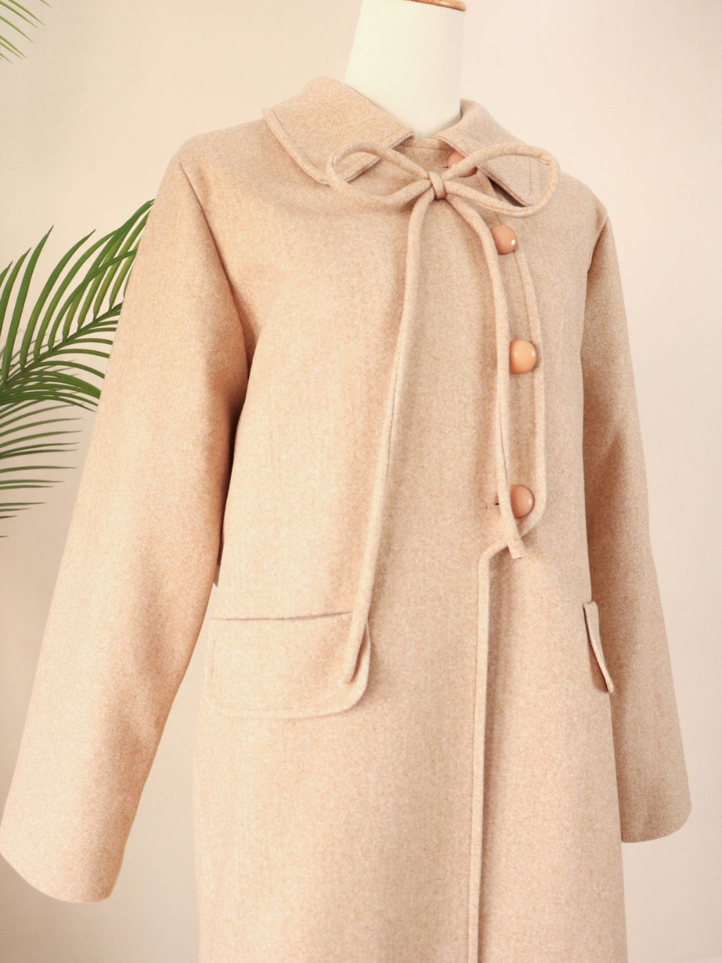 Side Bow Coat - Beige