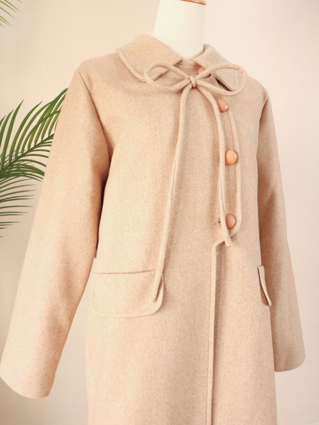 Side Bow Coat - Beige