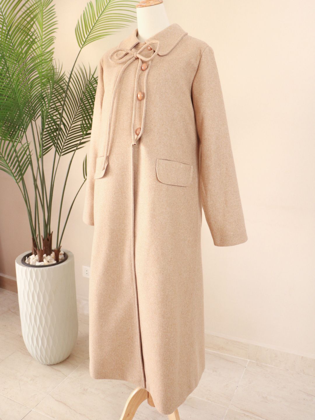 Side Bow Coat - Beige