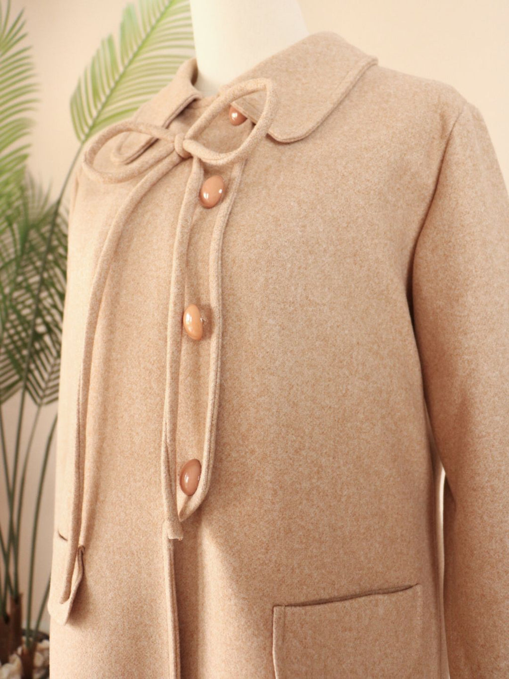 Side Bow Coat - Beige