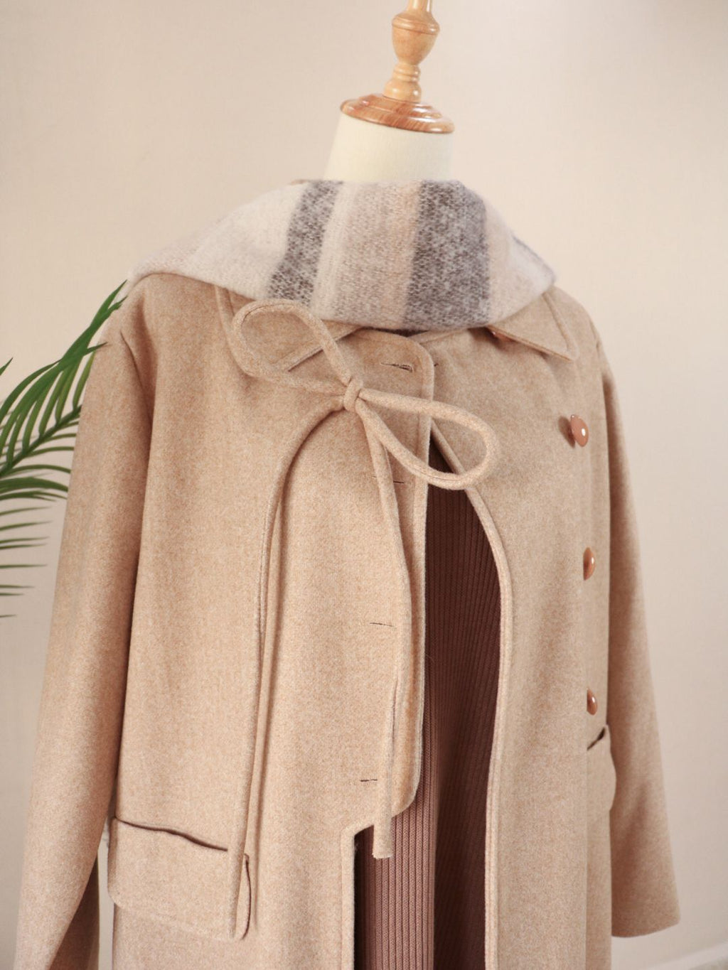 Side Bow Coat - Beige